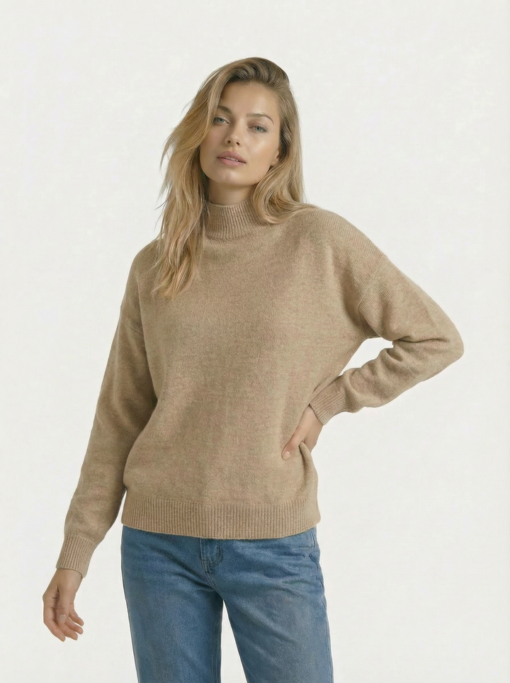 The Ivora Half Collar