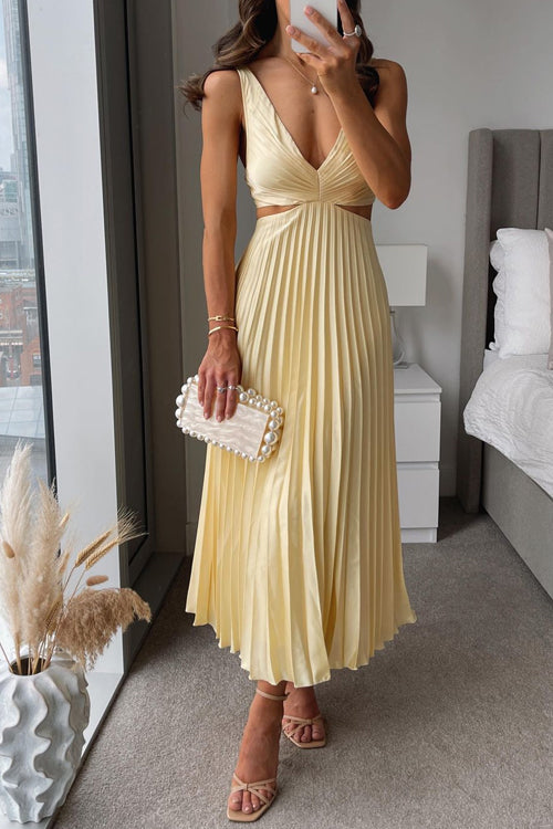 EVA™ | Cut Out Waist Sleeveless Pleated Maxi Dress - Celestia Couture