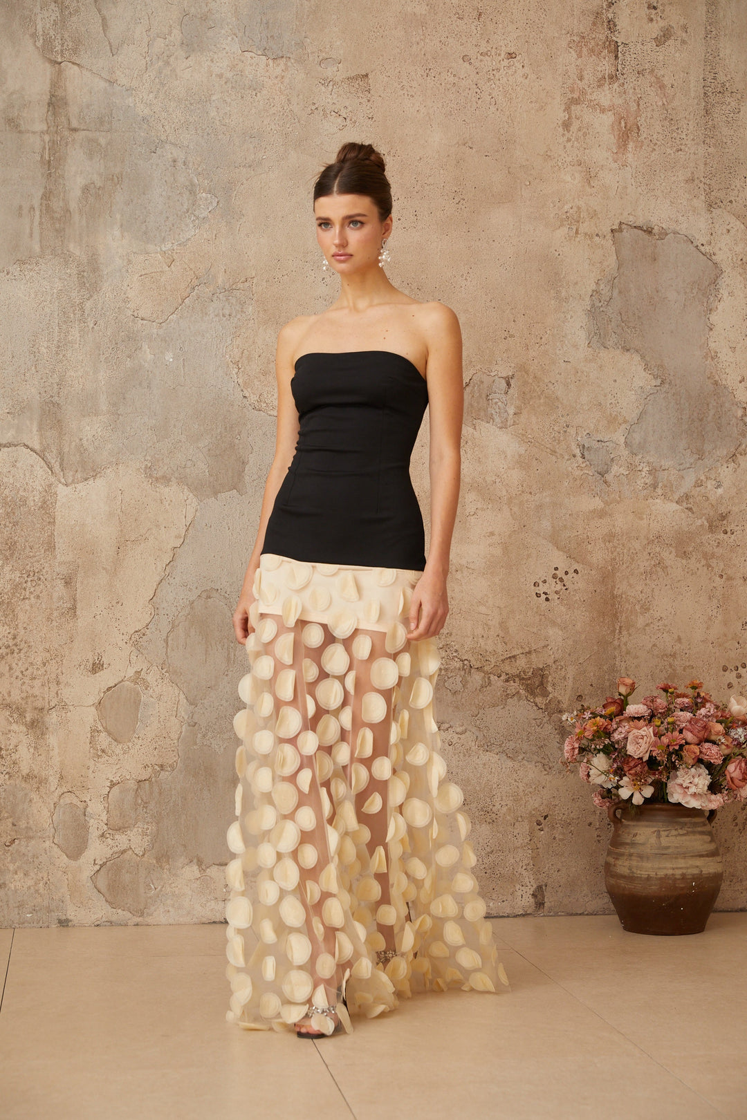 Xénia contrast-color 3d-polka-dot maxi dress - Celestia Couture