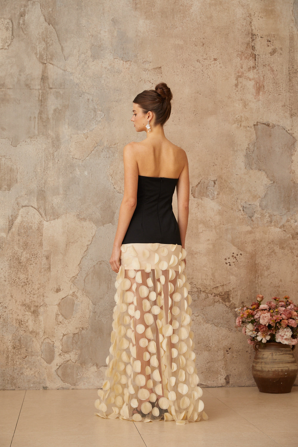 Xénia contrast-color 3d-polka-dot maxi dress - Celestia Couture