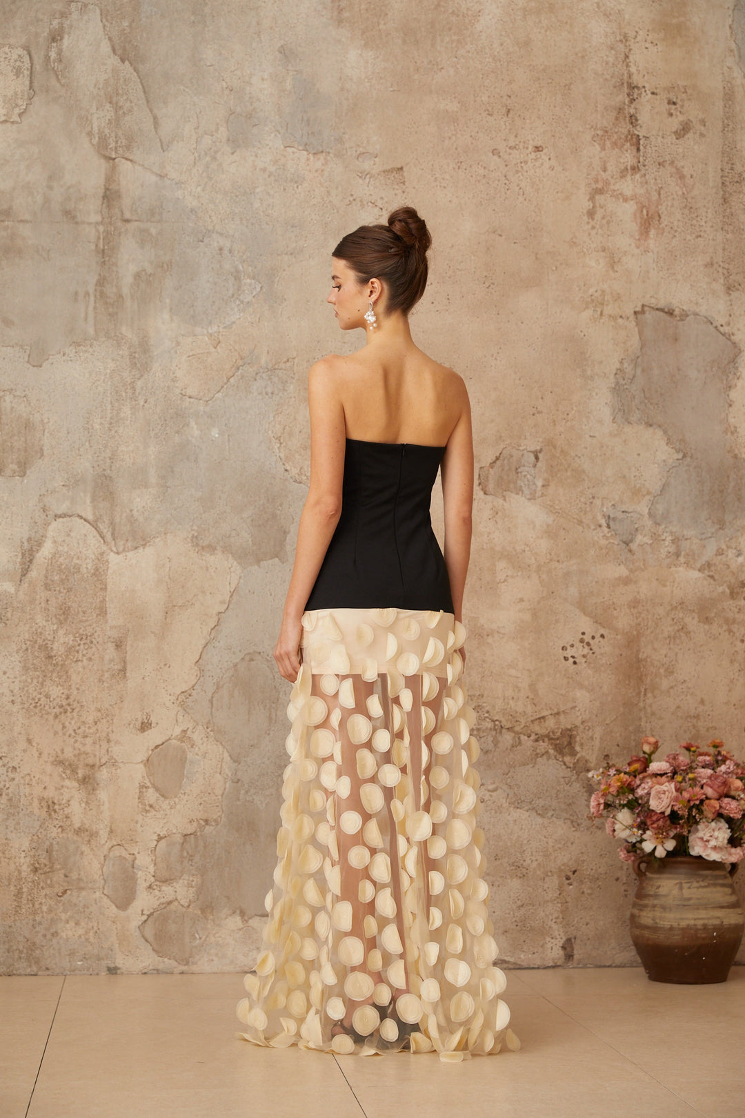 Xénia contrast-color 3d-polka-dot maxi dress - Celestia Couture