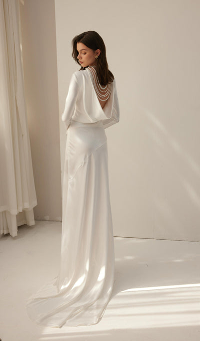 White Satin Long Sleeved Slim Evening Dress
