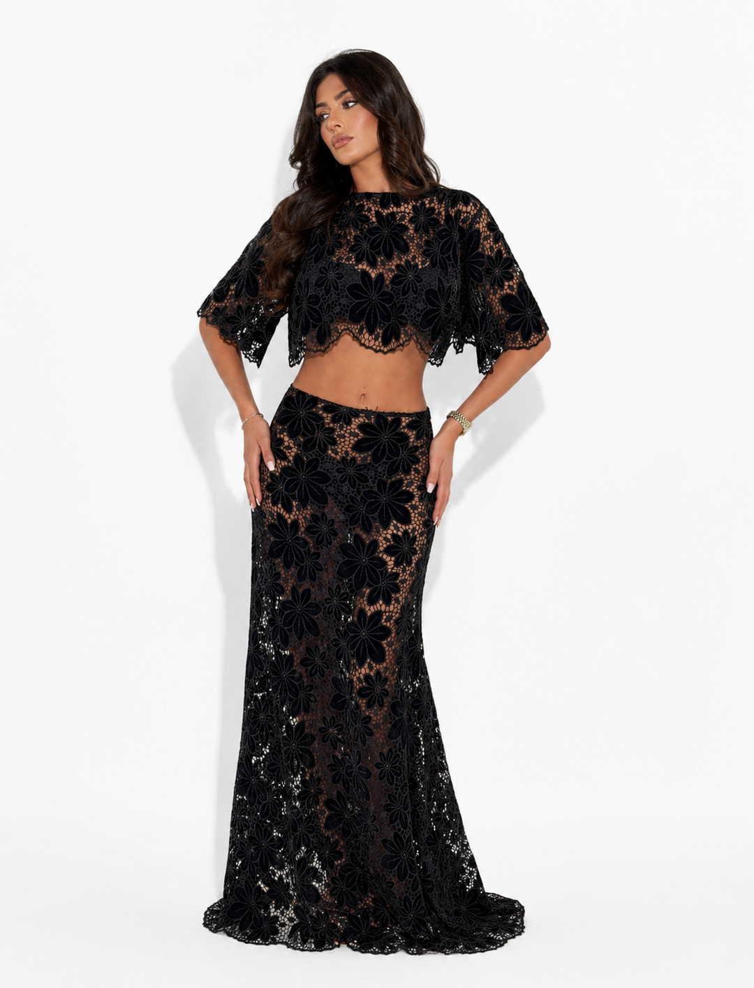 AMIRA FLORAL TOP - BLACK