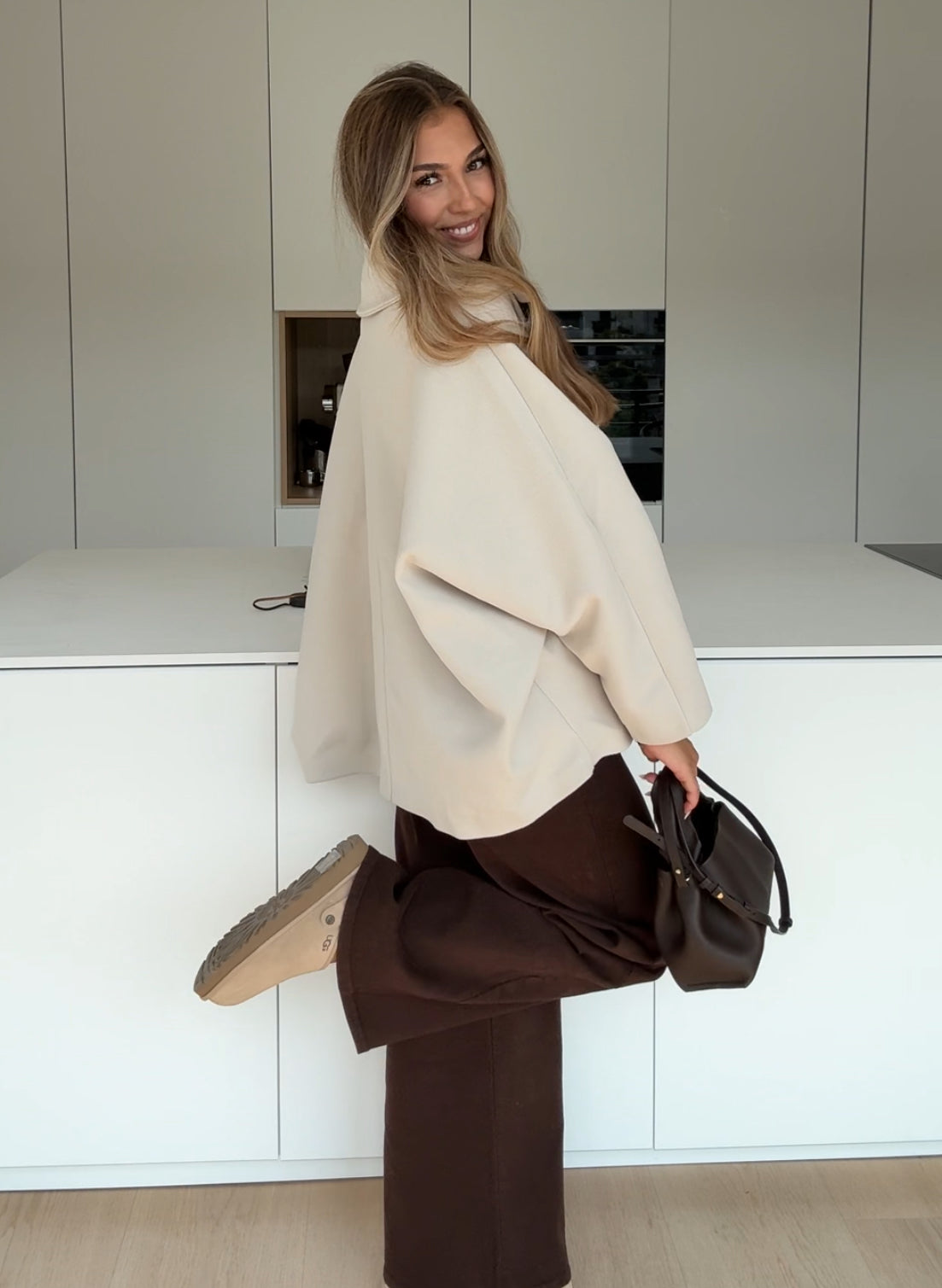 OVERSIZED JACKET CREAM