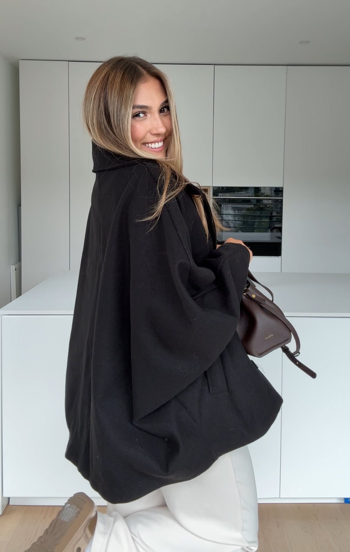 OVERSIZED JACKET BLACK
