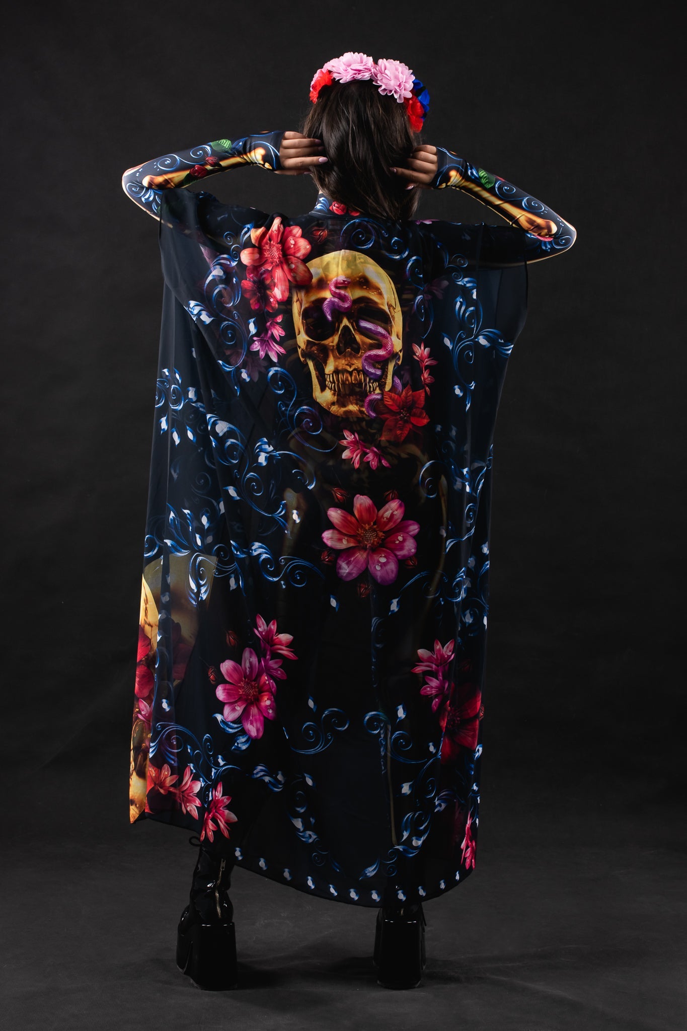 BLUE ORNAMENTS Sheer Printed Halloween Kimono