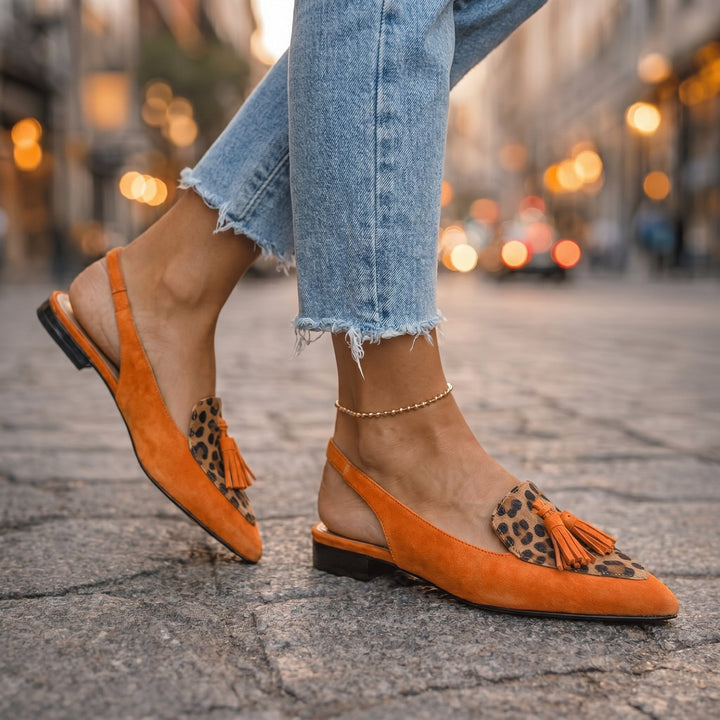 LORENA | SANDALS WITH STRAPS &amp; TASSEL DETAILS