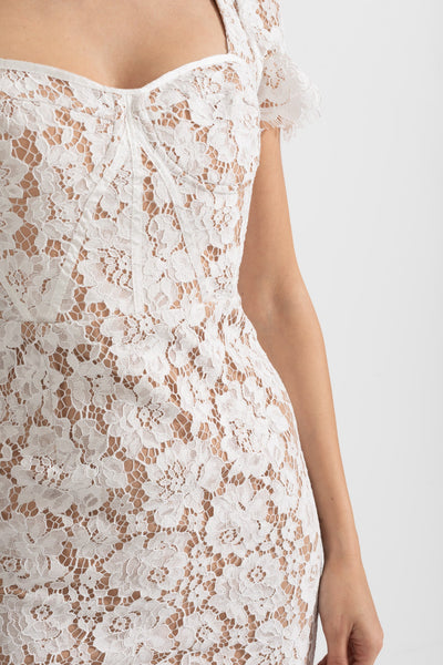 Short Sleeved Lace Dress With Delicate Matching Waist Belt - White
