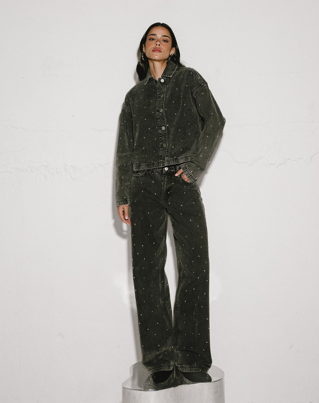 ALLOVER STUD WIDE LEG JEANS GREY