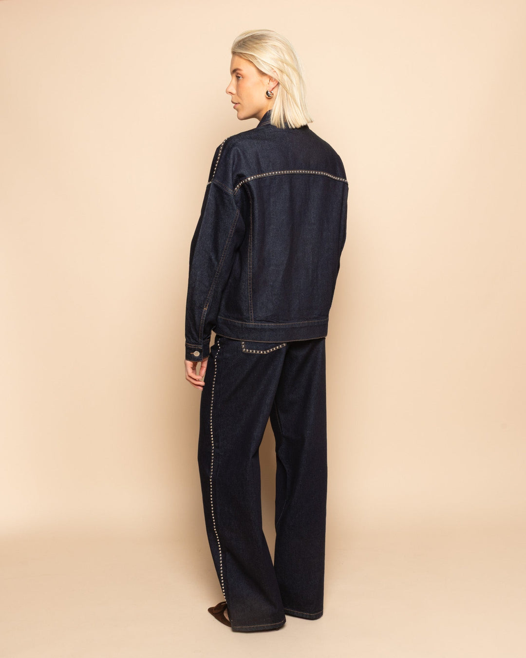 LIA STUD WIDE LEG JEANS RIGID BLUE