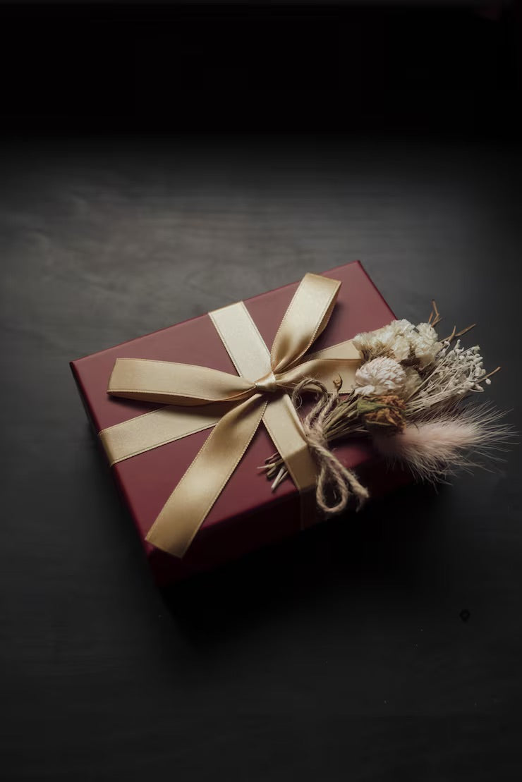 Surprise Gift Worth €100 🎁