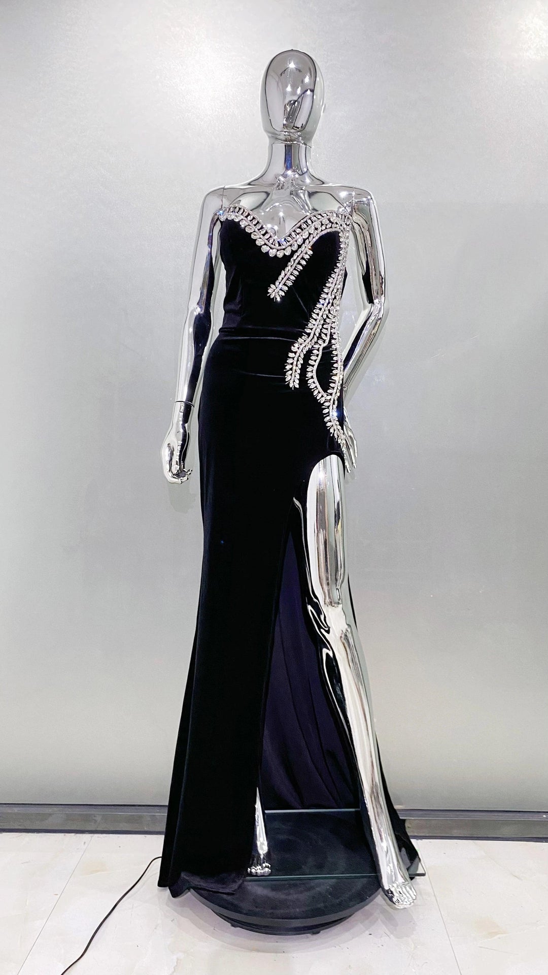 VELVET LUXE DRESS - Celestia Couture