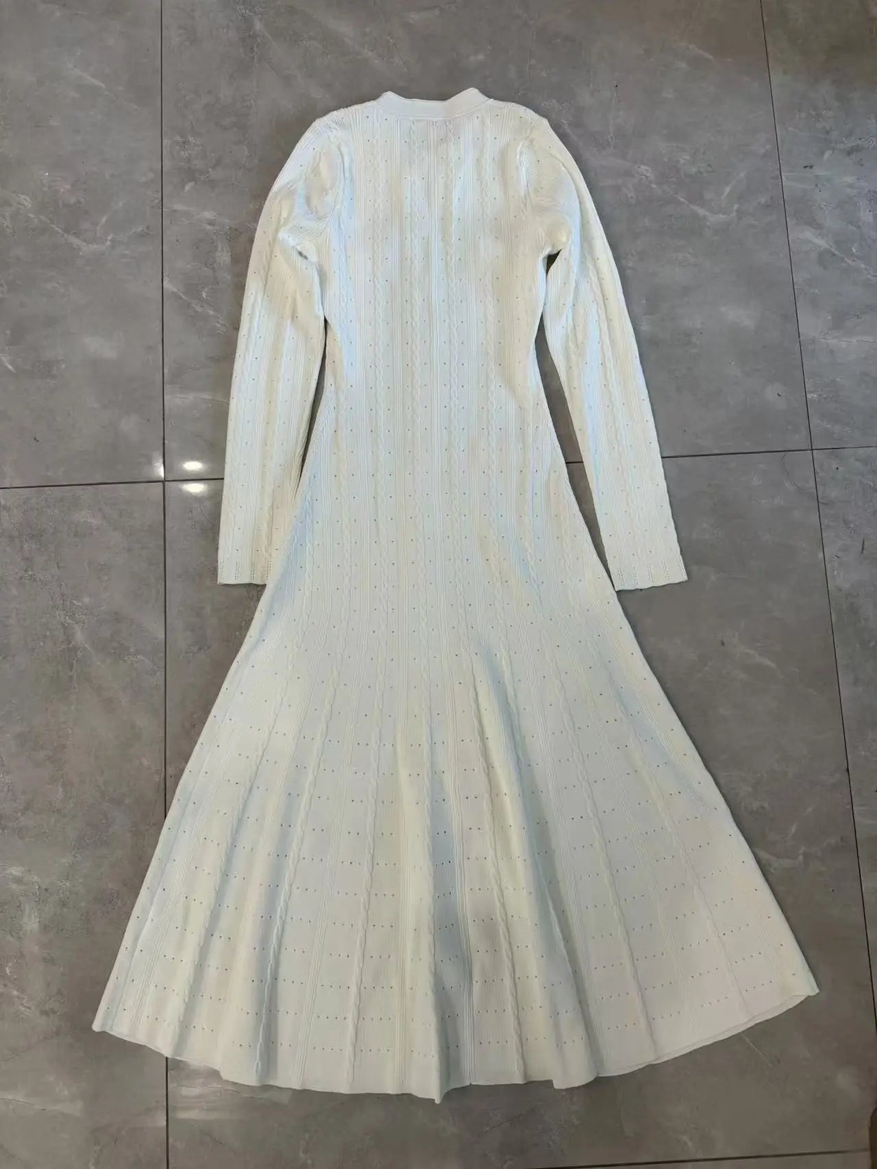 Mona White Hollow Knitted Dress Women 2024 Summer Temperament Short Sleeve Elegant Slim Bodycon Party Dress 5240125
