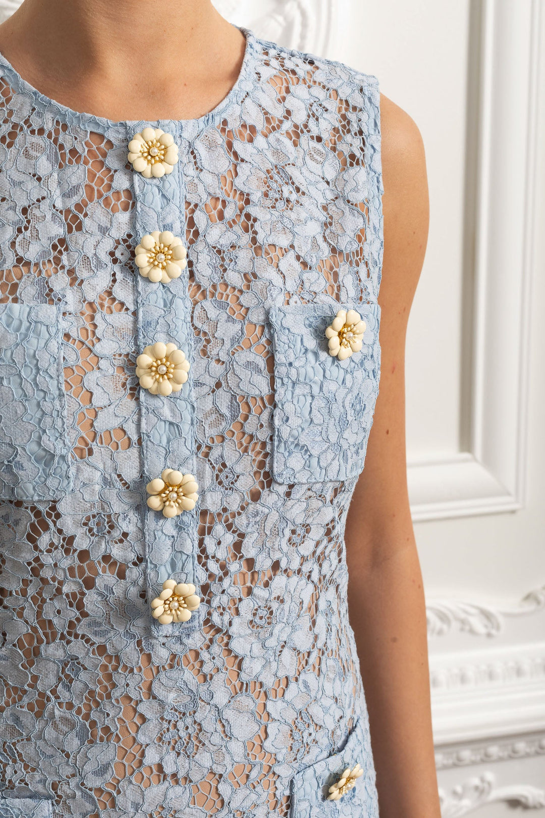 Sleeveless Lace Mini Dress With Decorative Buttons And Pockets - Blue