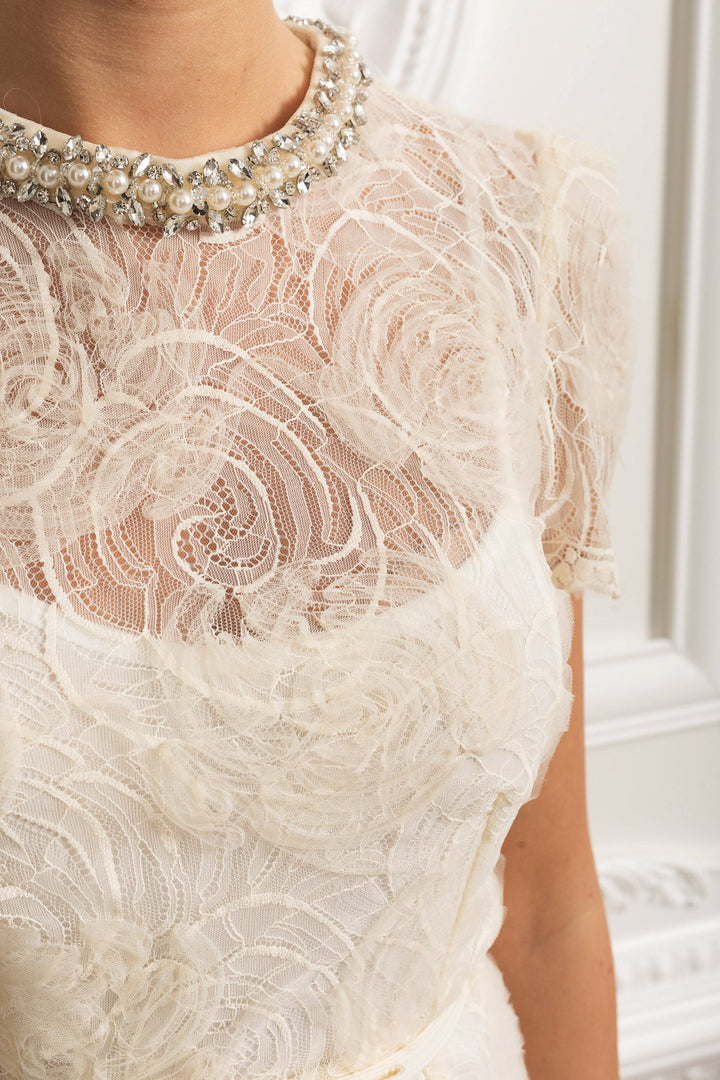 Midi Lace Dress with Short Sleeves and Delicate Waist Belt - Ivoire