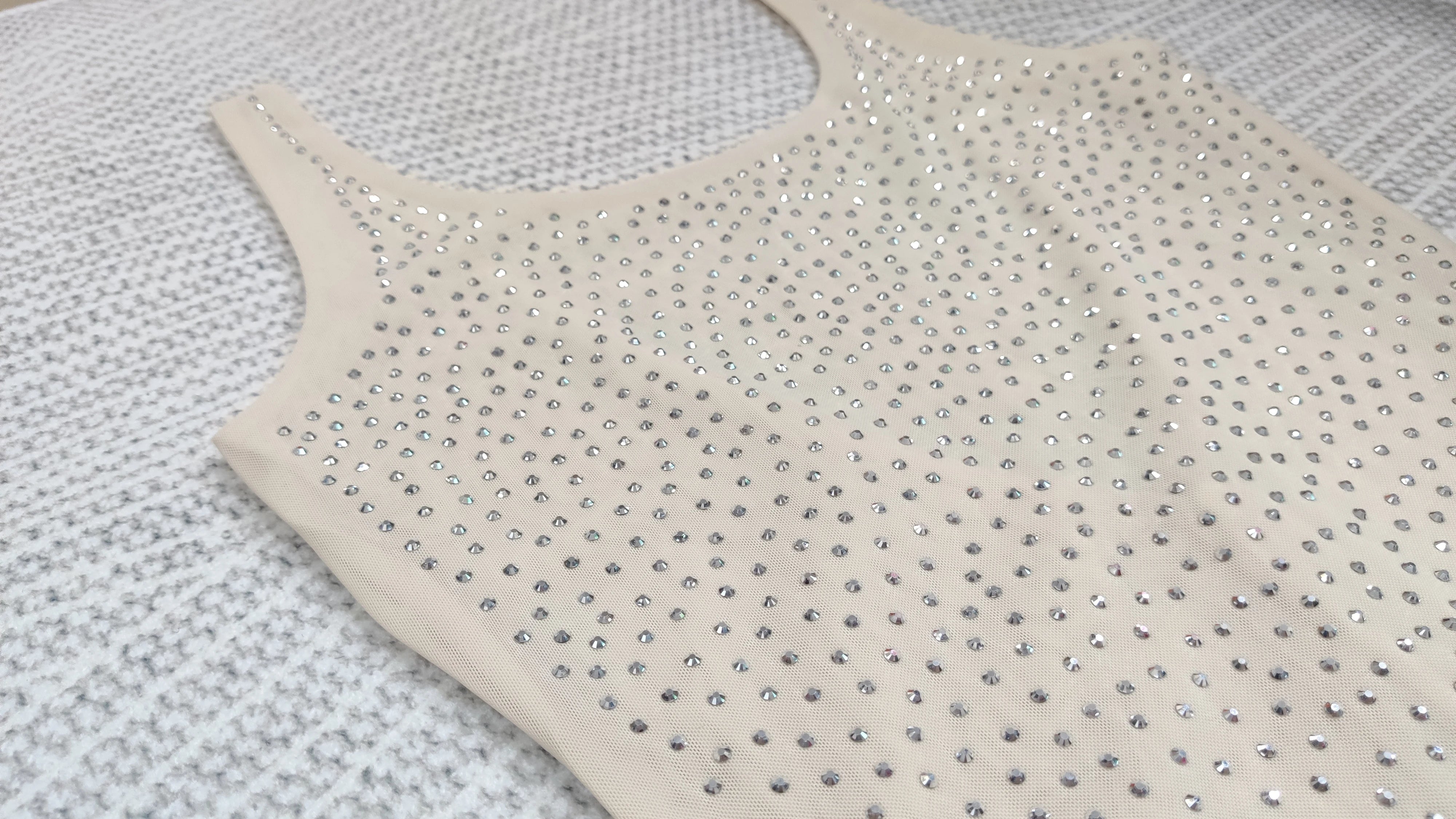 Kim Dress Sexy V-Neck Shinning Diamond Bodycon Mid-calf Dress - Celestial Couture