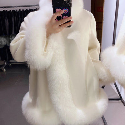 Caroline Poncho