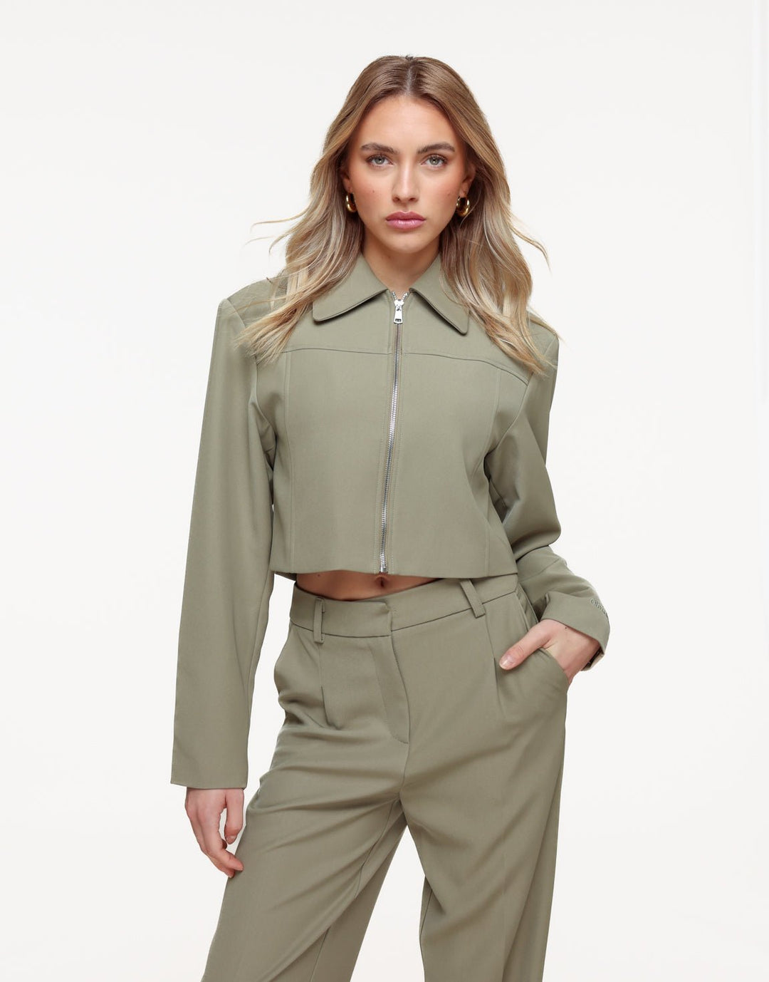 Khaki Luxe Studio - Set