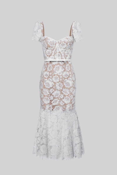 Short Sleeved Lace Dress With Delicate Matching Waist Belt - White