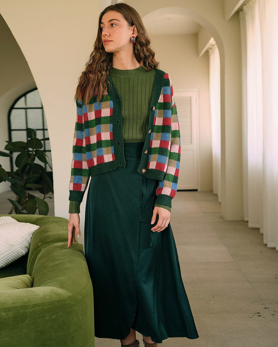 The Round Neck Ribbed Knit Sweater - Celestia Couture