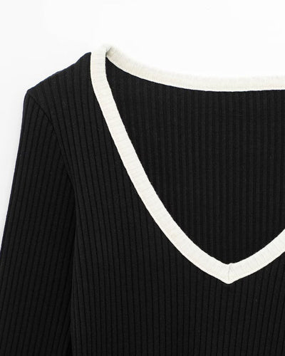 Black Contrasting Scoop Neck Tee